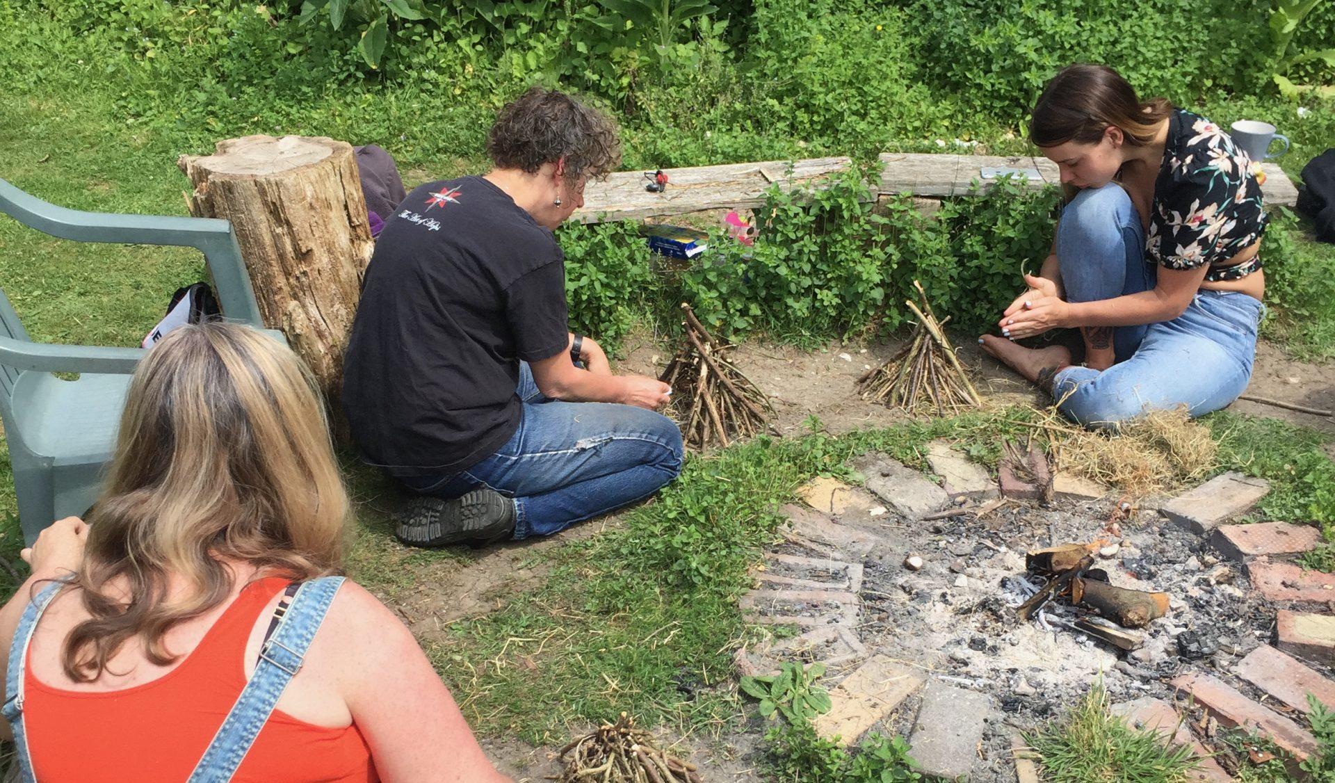 people learning fire lighting